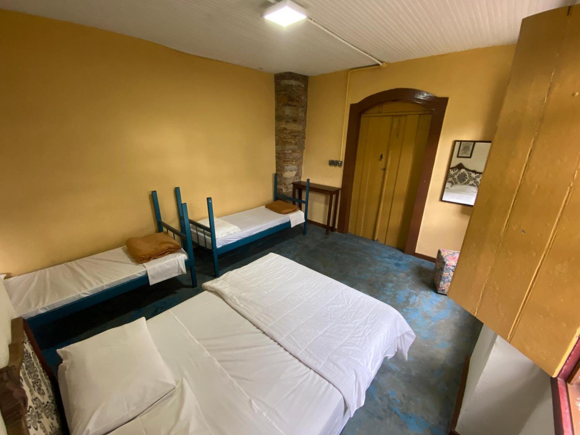 Brumas Ouro Preto Hostel E Pousada Room photo