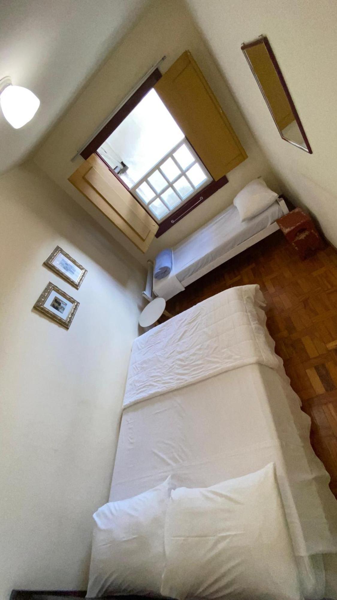 Brumas Ouro Preto Hostel E Pousada Room photo