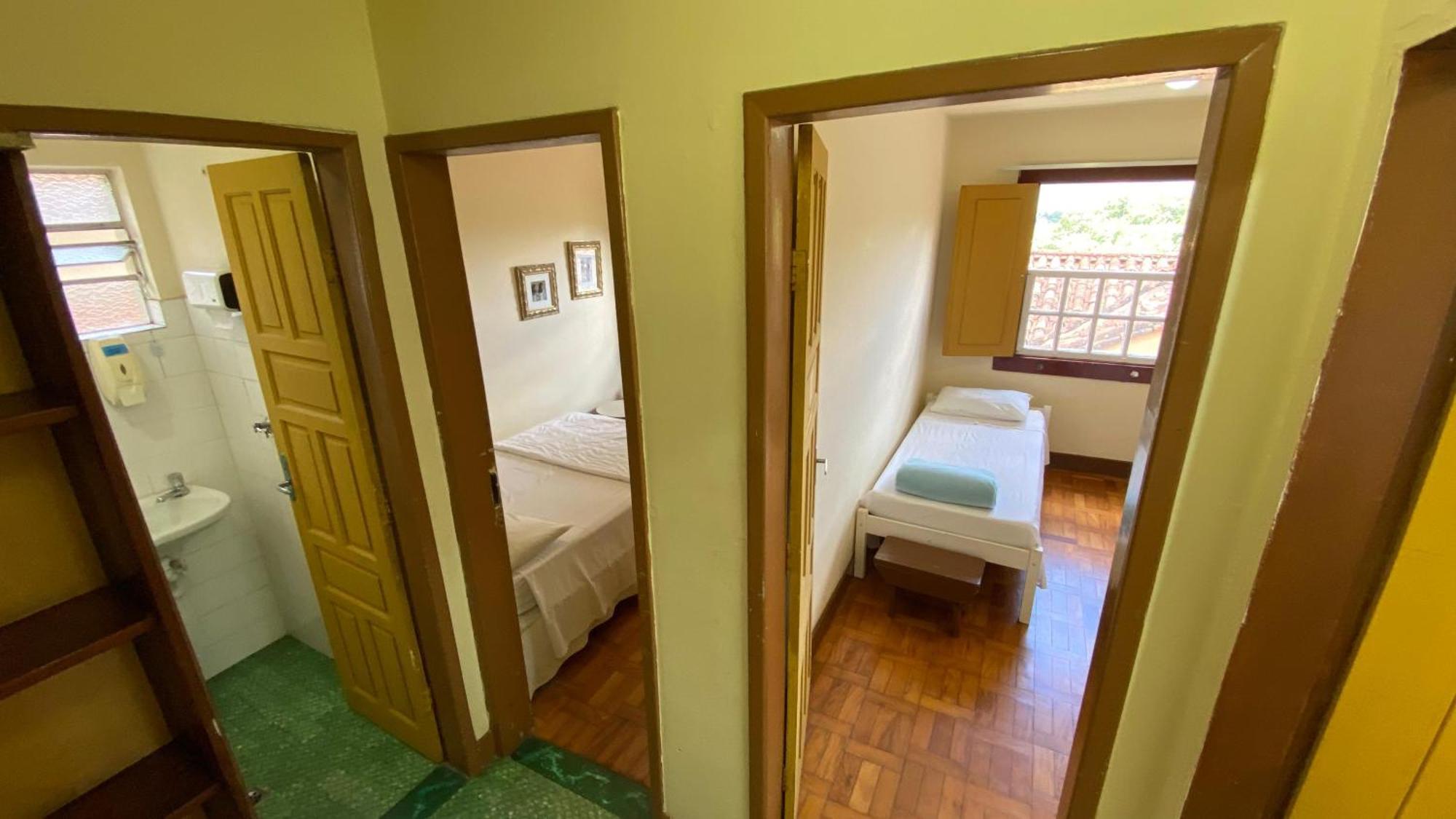 Brumas Ouro Preto Hostel E Pousada Room photo